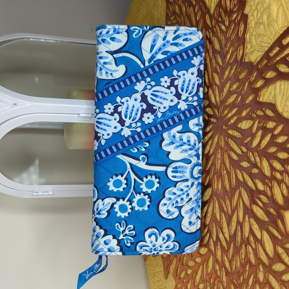 Vera Bradley wallet
